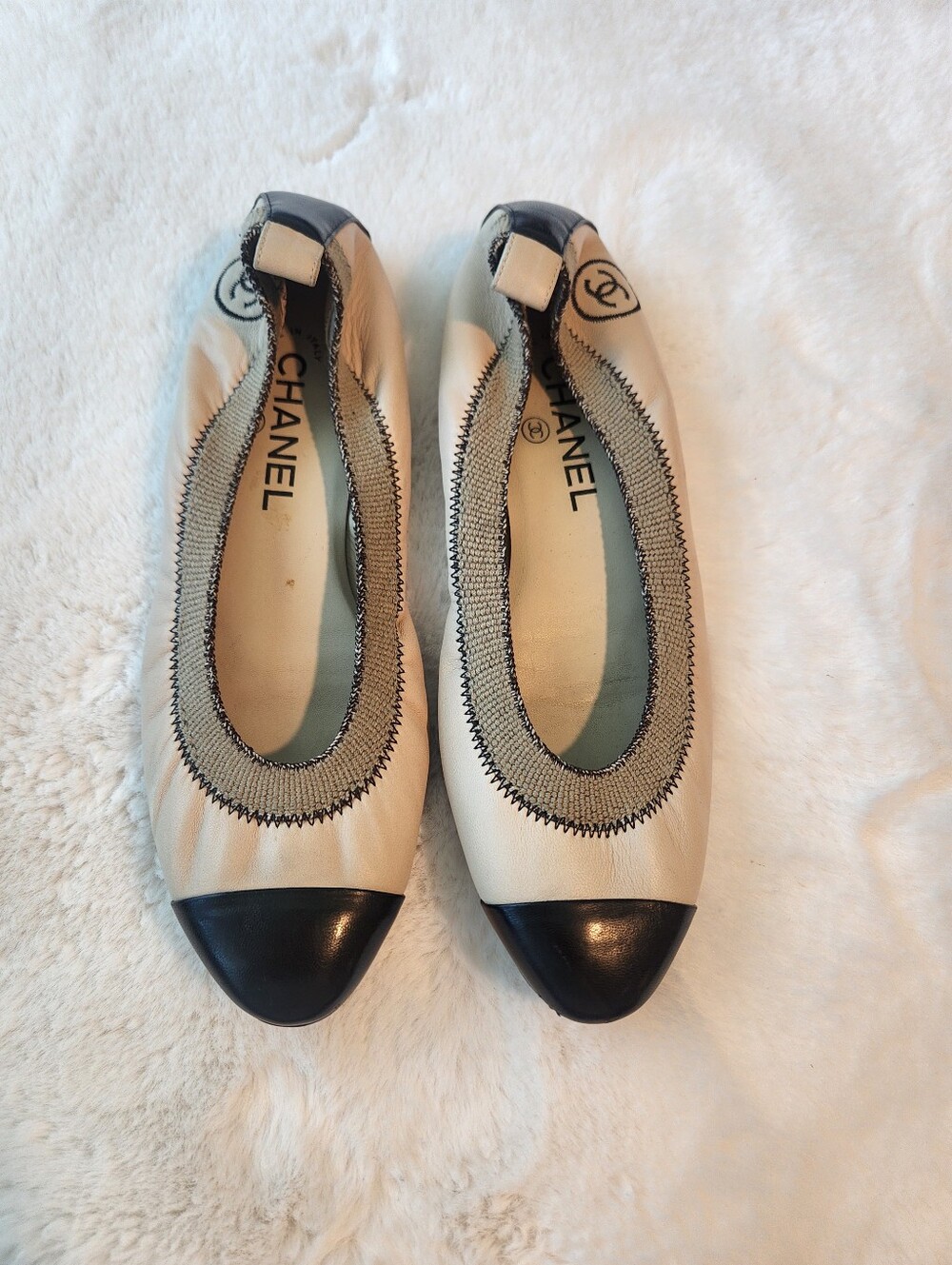 Chanel Women's Beige and Black Cap-Toe Ballet Flats